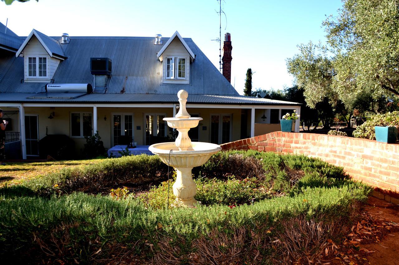 Hope Farm Guesthouse York Exterior photo